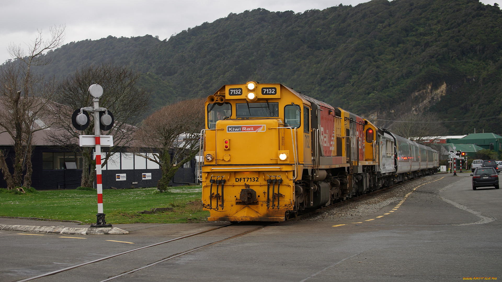 kiwirail locomotive dft 7132 and tranzalpine, , , , , , , 